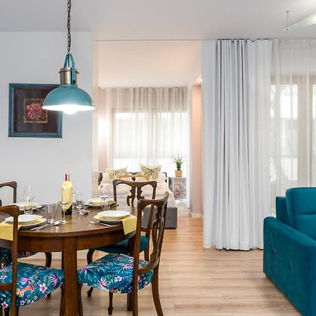 Villa Venecja Apartment Chwaliszewo With Free Garage City Center By Noclegi Renters Познань Экстерьер фото