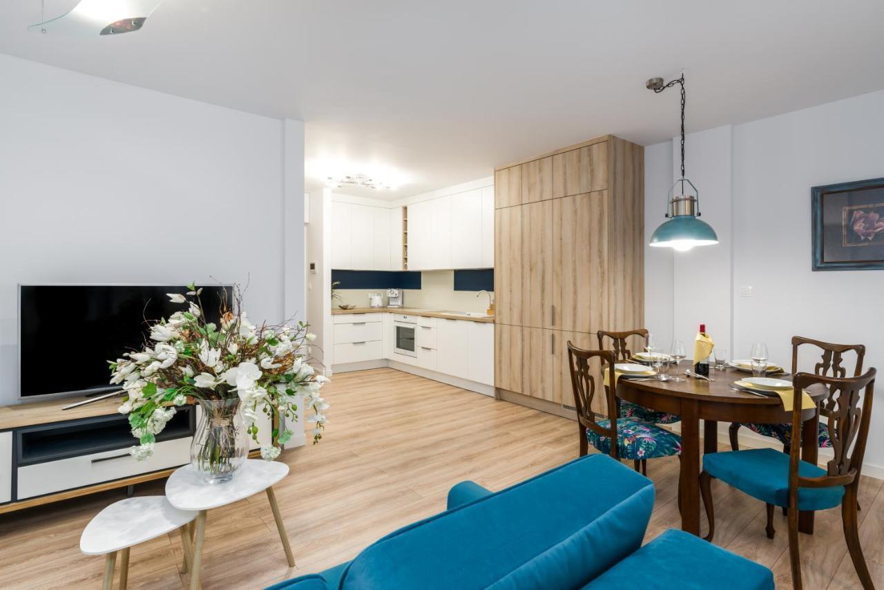 Villa Venecja Apartment Chwaliszewo With Free Garage City Center By Noclegi Renters Познань Экстерьер фото