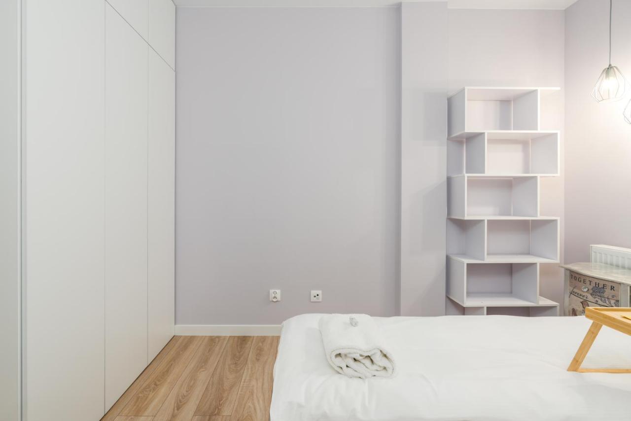 Villa Venecja Apartment Chwaliszewo With Free Garage City Center By Noclegi Renters Познань Экстерьер фото